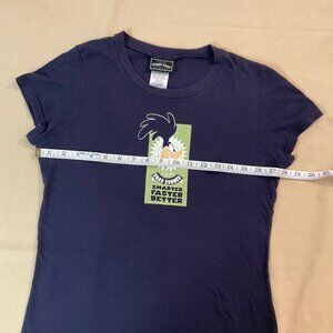 Catch Me if You Can: 'Warner Bros Presents Road Runner'  New Without Tags Size L